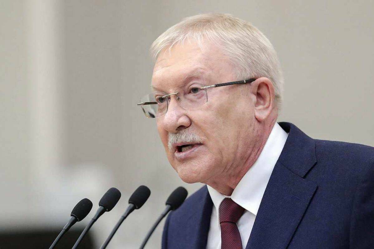 Олег Морозов заявил о 85 законопроектах ЕР на осеннюю сессию Госдумы