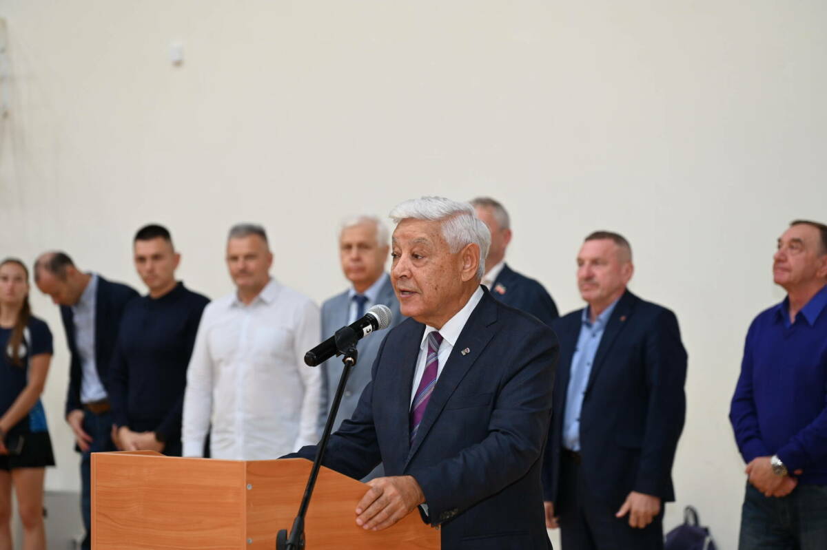 Мухаметшин открыл финал Кубка Президента Федерации волейбола Татарстана