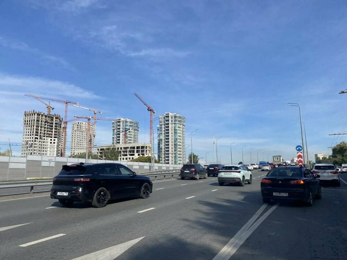 Проспект Универсиады открыли после ремонта канализации