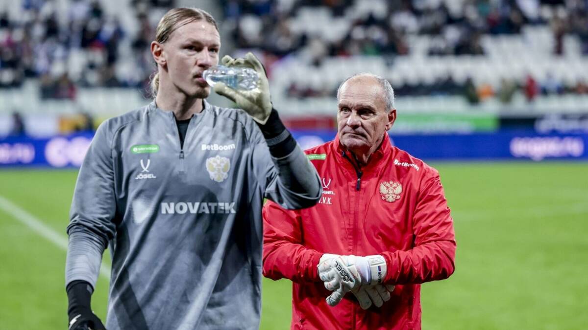 Матвей Сафонов номинирован на звание лучшего вратаря мира