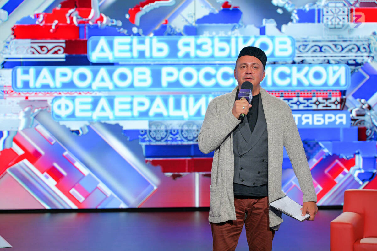 Народный артист РТ выступил на Дне языков народов России в Москве