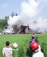 98 человек погибли при крушении самолета на Яве