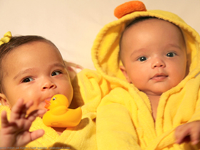 Мэрайя Кэри опубликовала фото полугодовалых близнецов