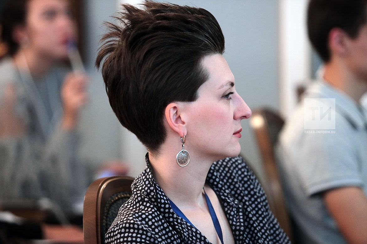 Фотографии театрального образа мачеха. Фестиваль дали. Фестиваль дали. Фестиваль дали. 10 декабря день коренных народов.