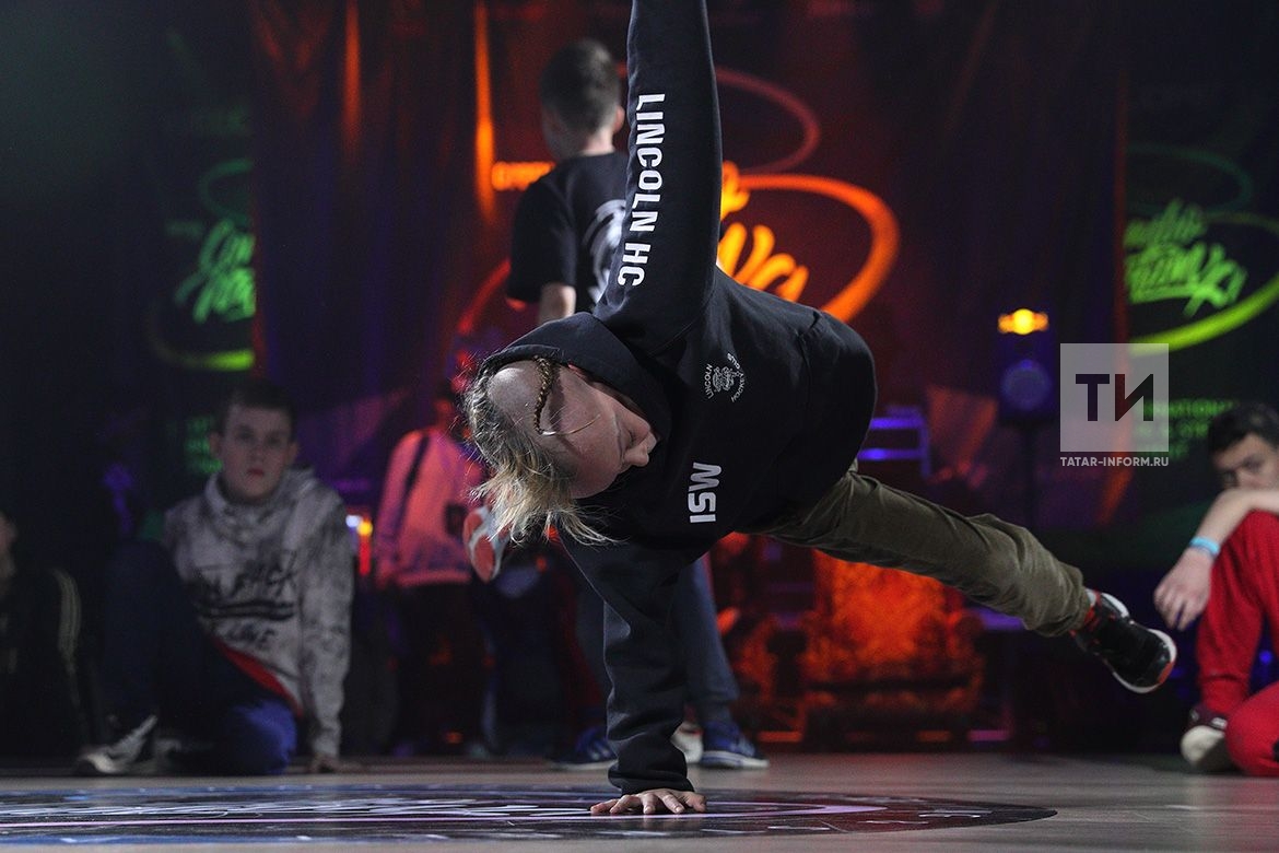 ÐеждÑнаÑоднÑй ÑеÑÑÐ¸Ð²Ð°Ð»Ñ Ð¿Ð¾ бÑÐµÐ¹ÐºÐ¸Ð½Ð³Ñ Ð¸ ÑÑÑиÑ-аÑÑÑ Combonation в ÐоÑÑÑоне