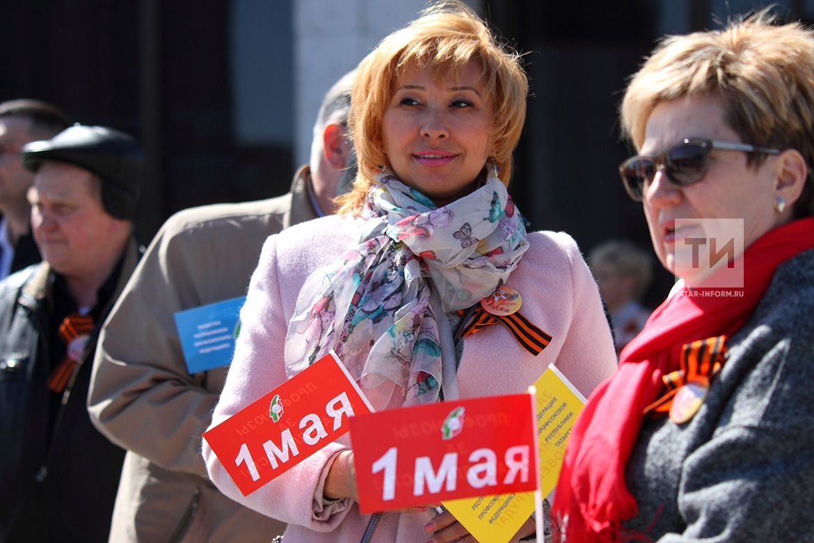 Ð’ центре Казани под лозунгом «За Ñправедливую Ñкономику в интереÑах человека труда!» прошёл первомайÑкий митинг профÑоюзов.