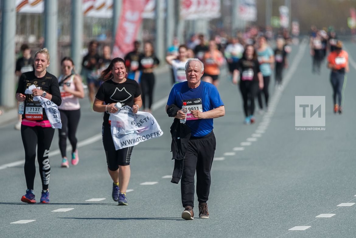 Трасса казанского марафона 2021. Добрая казань забег. Полумарафон королев 2021. Магазин марафон казань. Казанский марафон 2023.