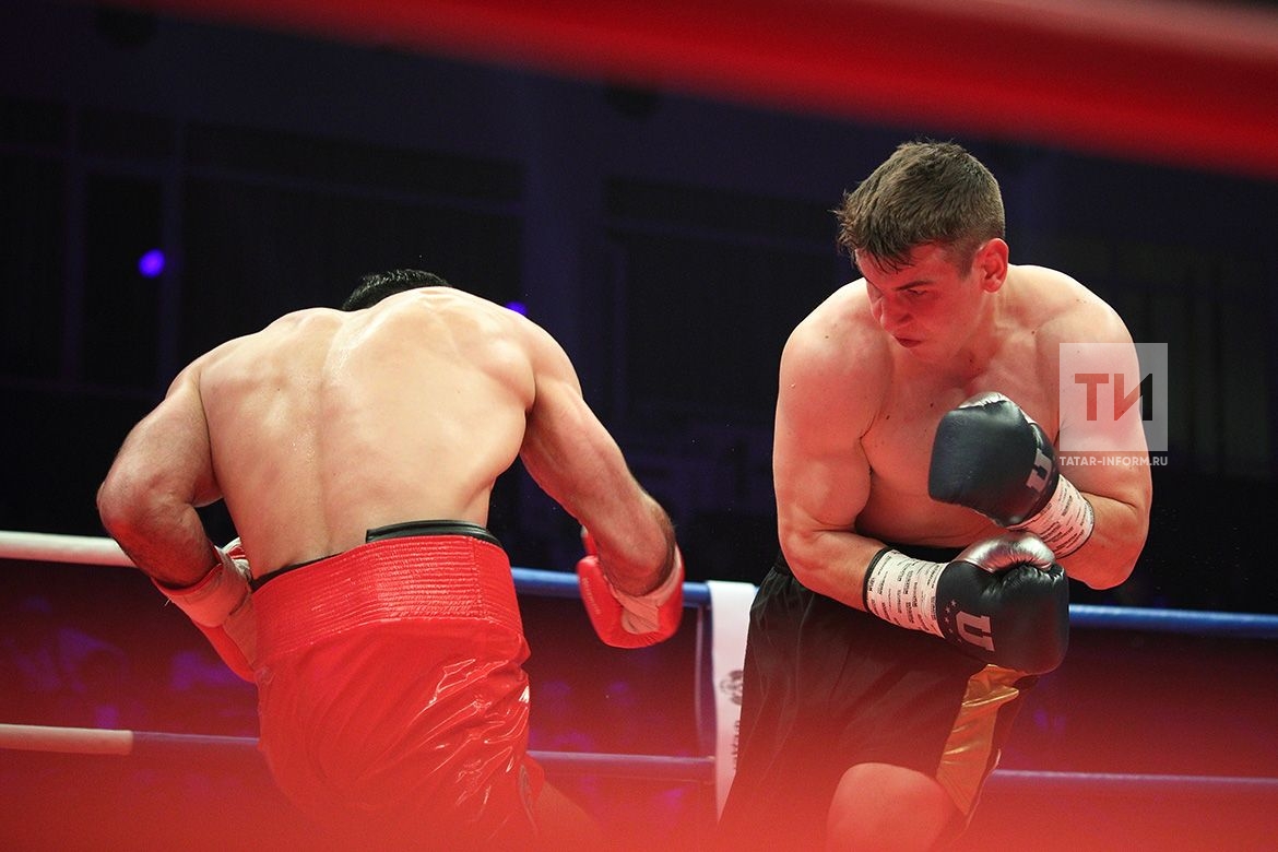 Бой за поÑÑ Ñ‡ÐµÐ¼Ð¿Ð¸Ð¾Ð½Ð° WBA Continental прошел в Ñтолице ТатарÑтана в рамках полуфинала Кубка по бокÑу имени Ð’.Ð’. Путина.