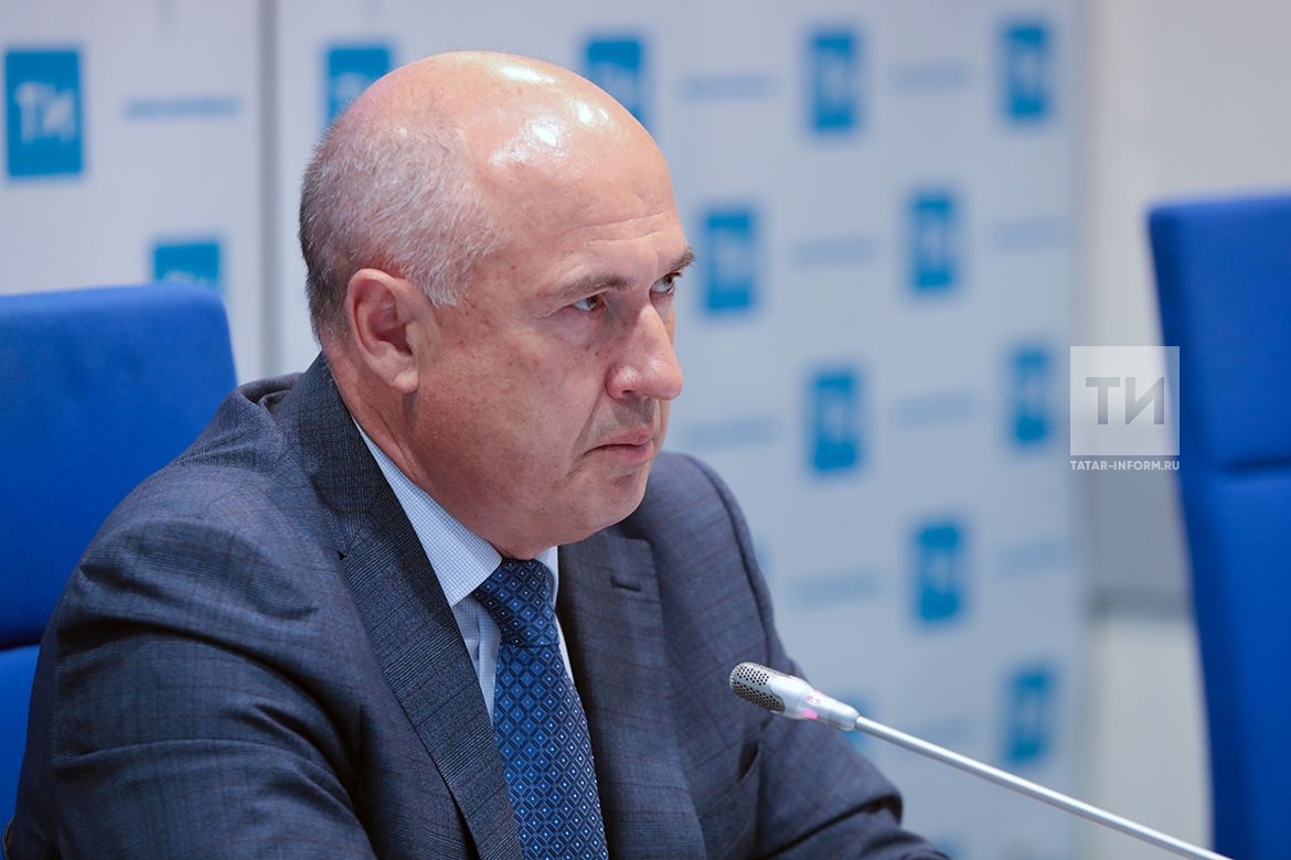 ильдус габдрахманов фото. ильду габдурахманов артист театра камала. габдрахманов воробьев дума. ильдус габдрахманов актер камала. зам министра сельского хозяйства татарстана.