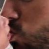 Отец лижет киску дочери. Поцелуй отца. Целует папу. Папа целует дочку. Поцелуй папы и Дочки с языком.